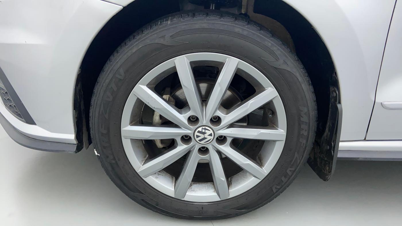 2022 Volkswagen Vento HIGHLINE PLUS 1.0L TSI AT, Petrol, Automatic, 28,387 km, Left Front Wheel