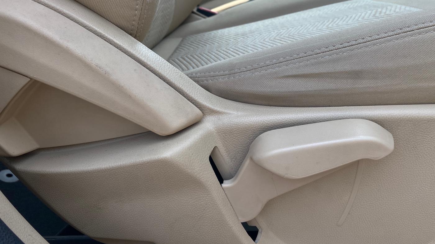 2021 Ford Figo Aspire TITANIUM PLUS 1.2 PETROL, Petrol, Manual, 25,004 km, Driver Side Adjustment Panel