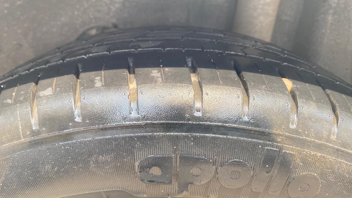 2021 Ford Figo Aspire TITANIUM PLUS 1.2 PETROL, Petrol, Manual, 25,004 km, Left Rear Tyre Tread