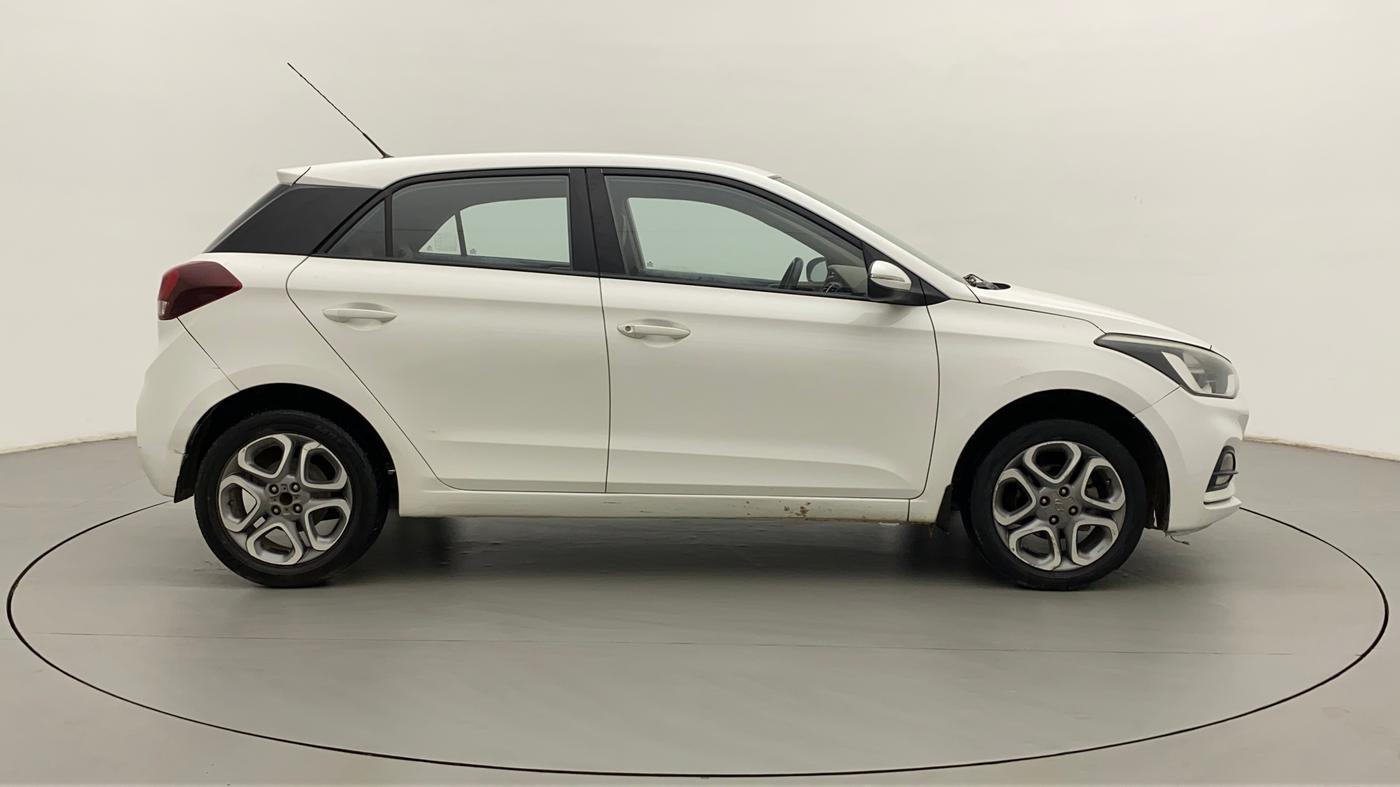 2018 Hyundai Elite i20 SPORTZ 1.2, Petrol, Manual, 77,915 km, Right Side View