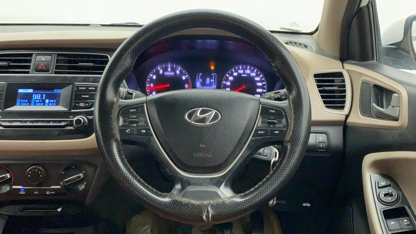 2018 Hyundai Elite i20 SPORTZ 1.2, Petrol, Manual, 77,915 km, Steering Wheel Close Up