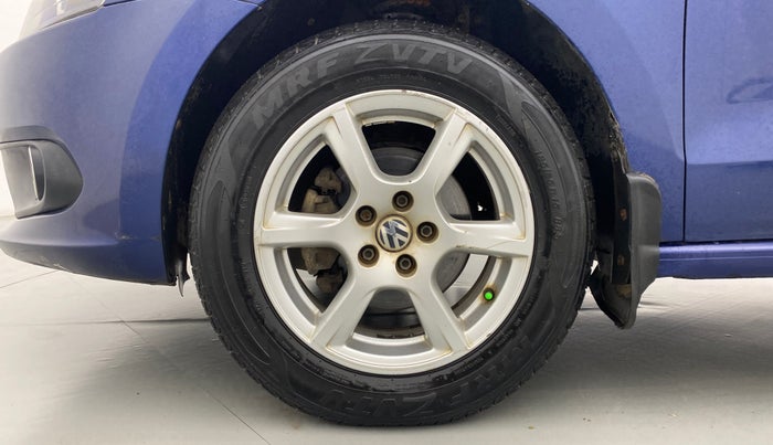 2013 Volkswagen Vento HIGHLINE DIESEL, Diesel, Manual, 97,053 km, Left Front Wheel
