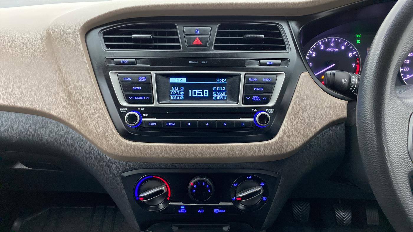 2017 Hyundai Elite i20 SPORTZ 1.2, Petrol, Manual, 91,346 km, Air Conditioner
