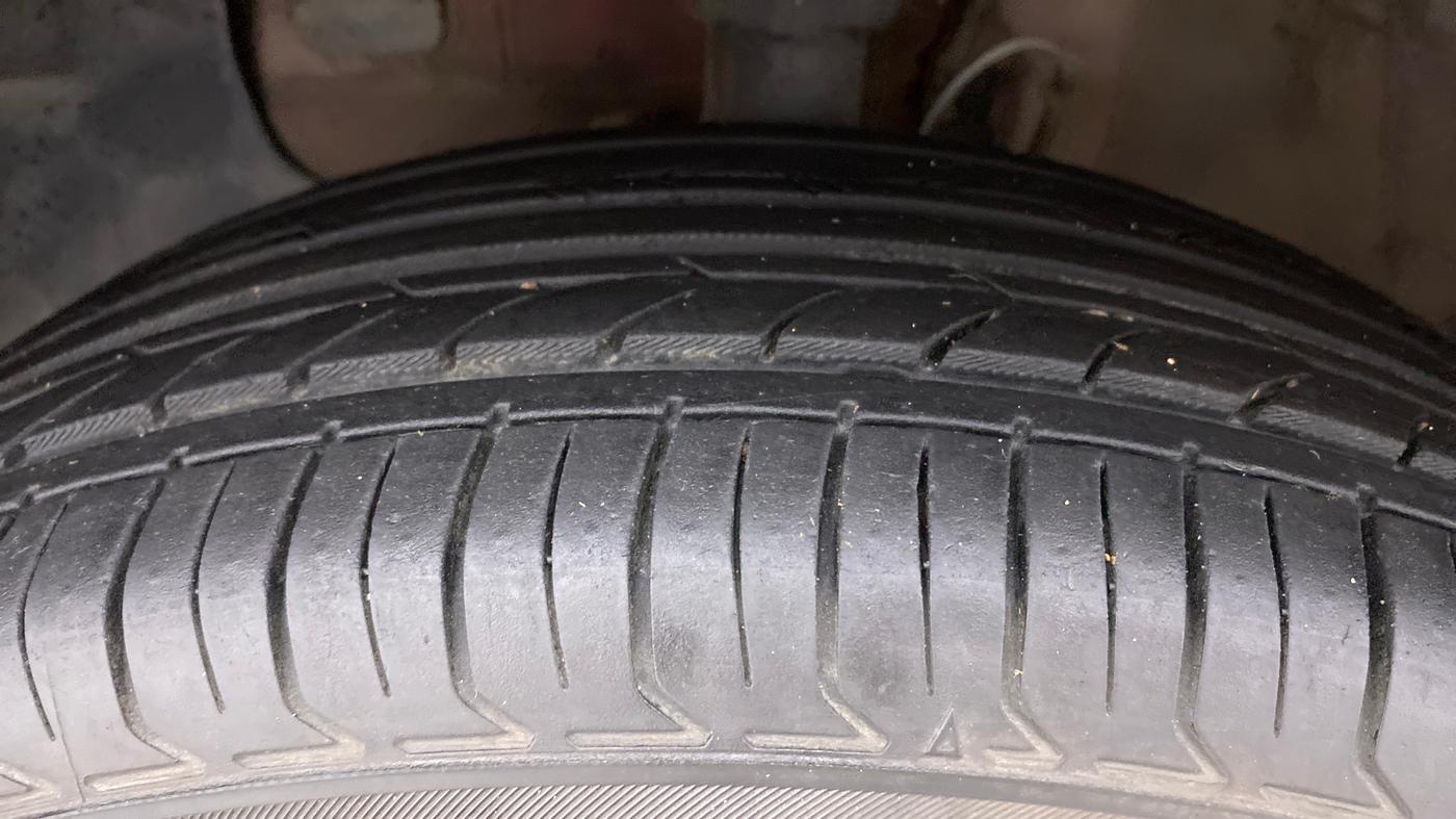 2017 Hyundai Elite i20 SPORTZ 1.2, Petrol, Manual, 91,346 km, Left Front Tyre Tread