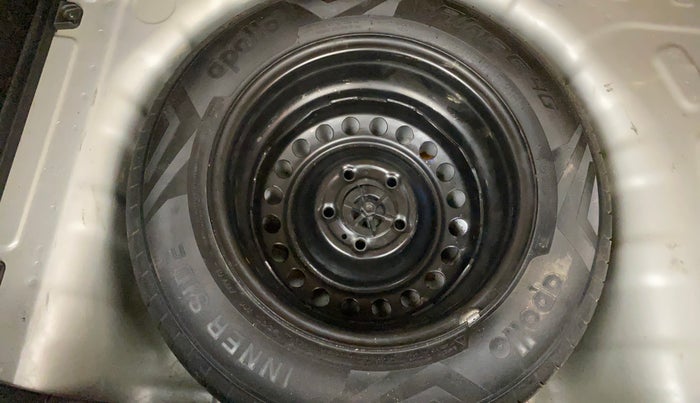 2019 Hyundai VENUE SX 1.0 (O) TURBO, Petrol, Manual, 1,20,117 km, Spare Tyre