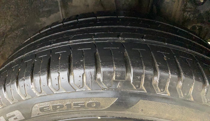 2016 Hyundai Elite i20 ASTA 1.2, Petrol, Manual, 68,207 km, Left Rear Tyre Tread