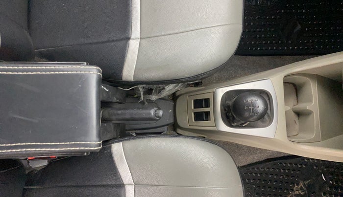 2017 Maruti Alto K10 VXI, Petrol, Manual, 36,534 km, Gear Lever