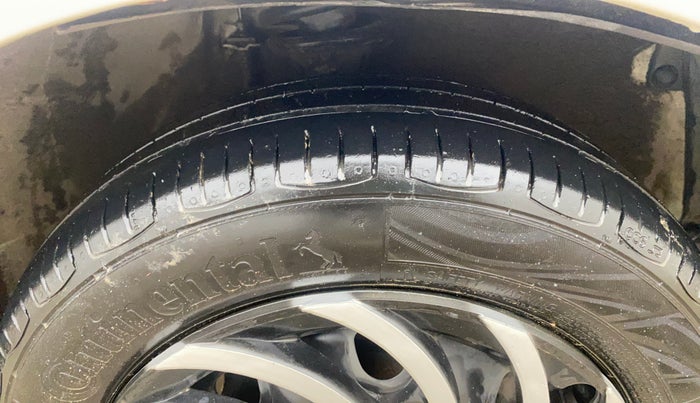 2017 Maruti Alto K10 VXI, Petrol, Manual, 36,534 km, Right Front Tyre Tread