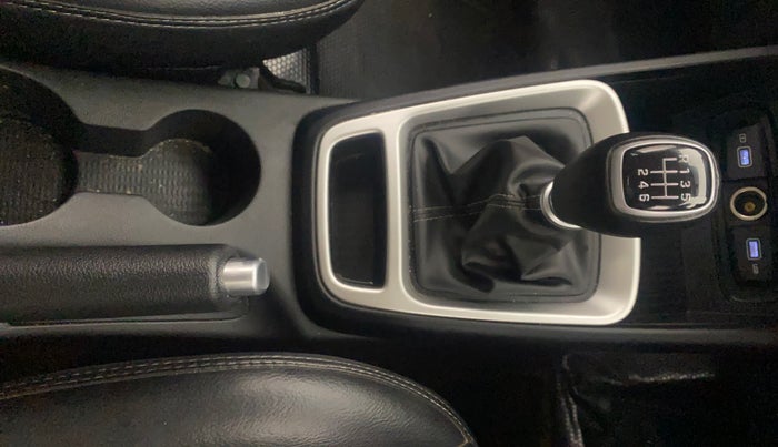 2022 Hyundai VENUE SX 1.0 TURBO IMT, Petrol, Manual, 36,408 km, Gear Lever