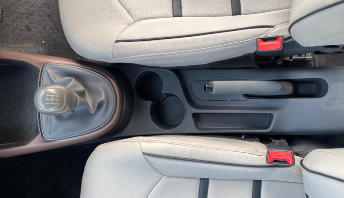 2022 Hyundai AURA S 1.2 CNG, CNG, Manual, 54,468 km, Gear Lever