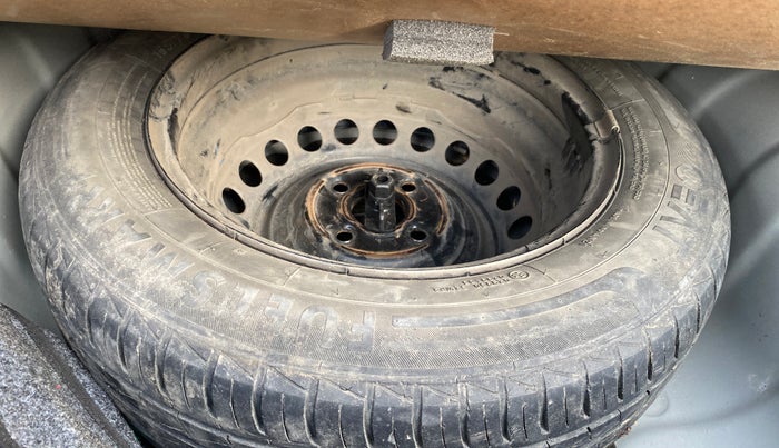 2022 Hyundai AURA S 1.2 CNG, CNG, Manual, 54,468 km, Spare Tyre