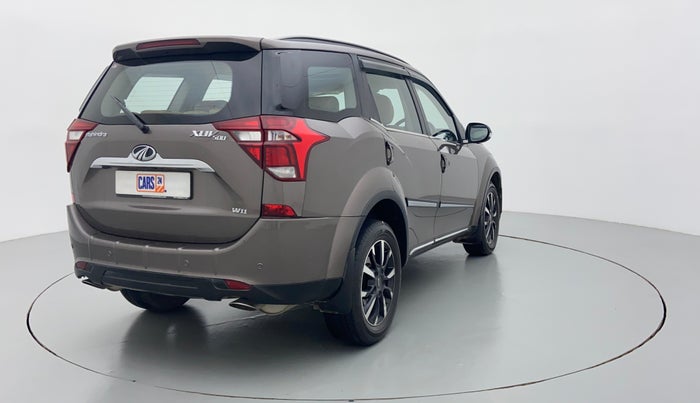 2018 Mahindra XUV500 W11, Diesel, Manual, 43,774 km, Right Back Diagonal