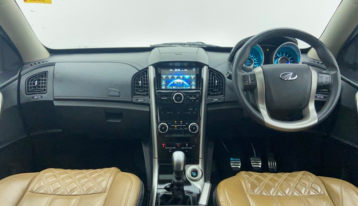 2018 Mahindra XUV500 W11, Diesel, Manual, 43,774 km, Dashboard