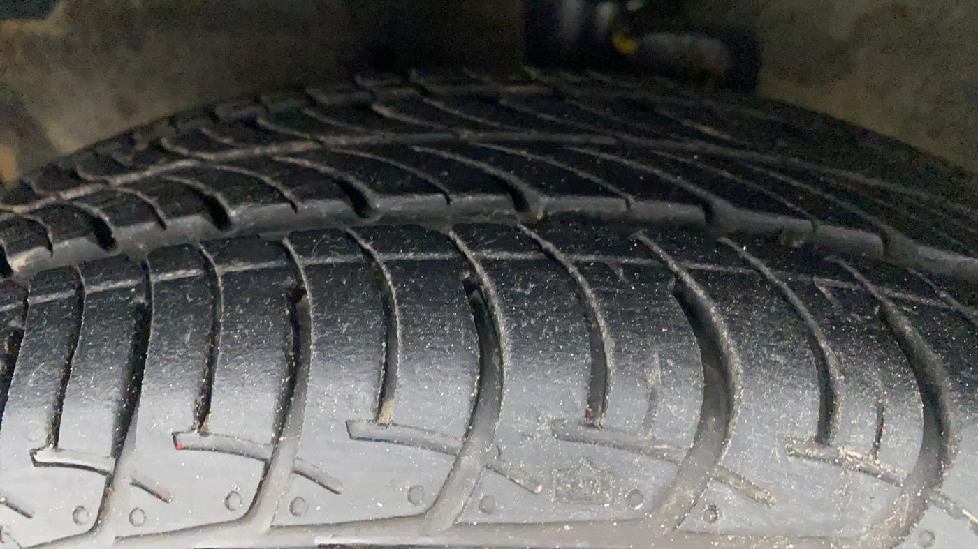 2019 Maruti Celerio ZXI OPT, Petrol, Manual, 43,697 km, Left Front Tyre Tread
