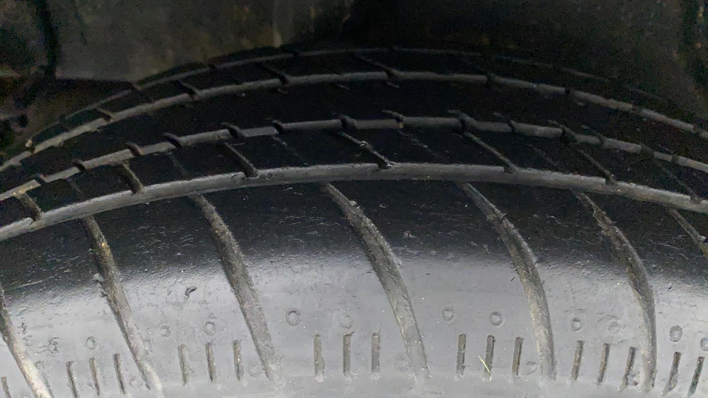2019 Maruti Celerio ZXI OPT, Petrol, Manual, 43,697 km, Right Rear Tyre Tread