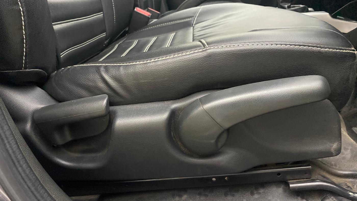 2021 Honda WR-V 1.2L I-VTEC SV MT, Petrol, Manual, 39,611 km, Driver Side Adjustment Panel
