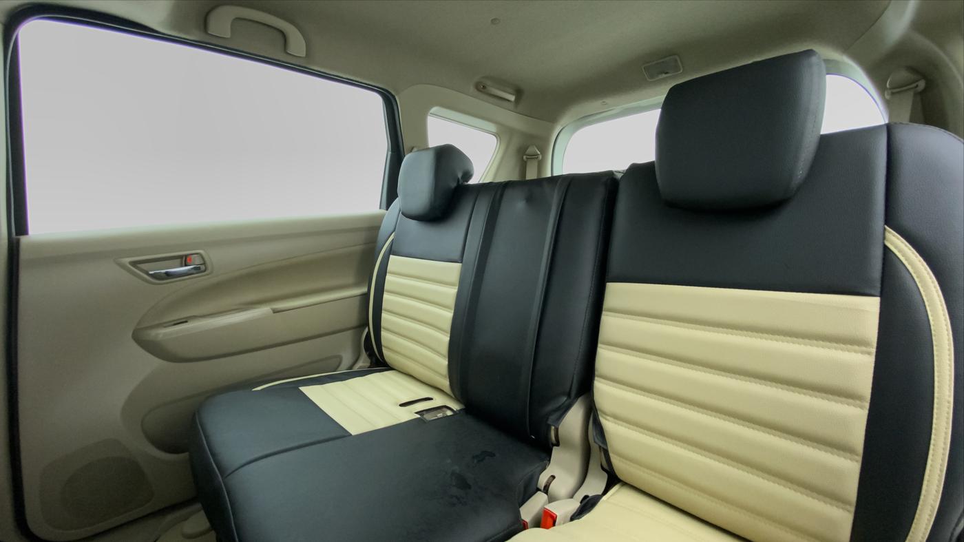 2017 Maruti Ertiga VDI SHVS, Diesel, Manual, 47,313 km, Right Side Door Cabin View