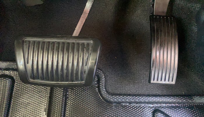 2025 Hyundai NEW I20 Sportz (O) 1.2 IVT, Petrol, Automatic, 2,954 km, Pedals