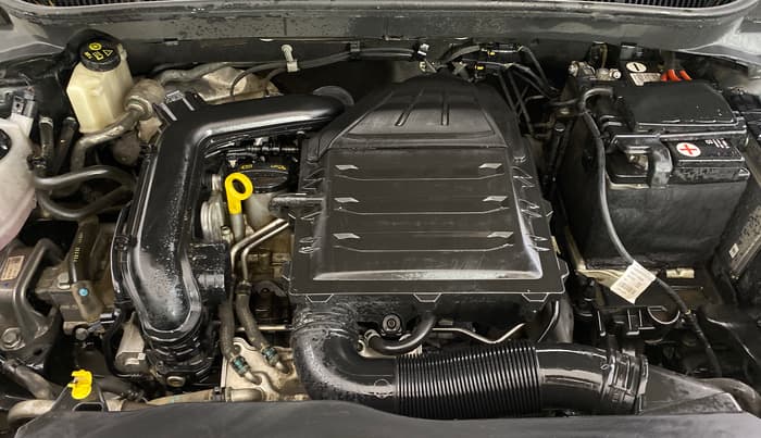 2022 Skoda KUSHAQ AMBITION 1.0L TSI AT, Petrol, Automatic, 75,373 km, Engine View