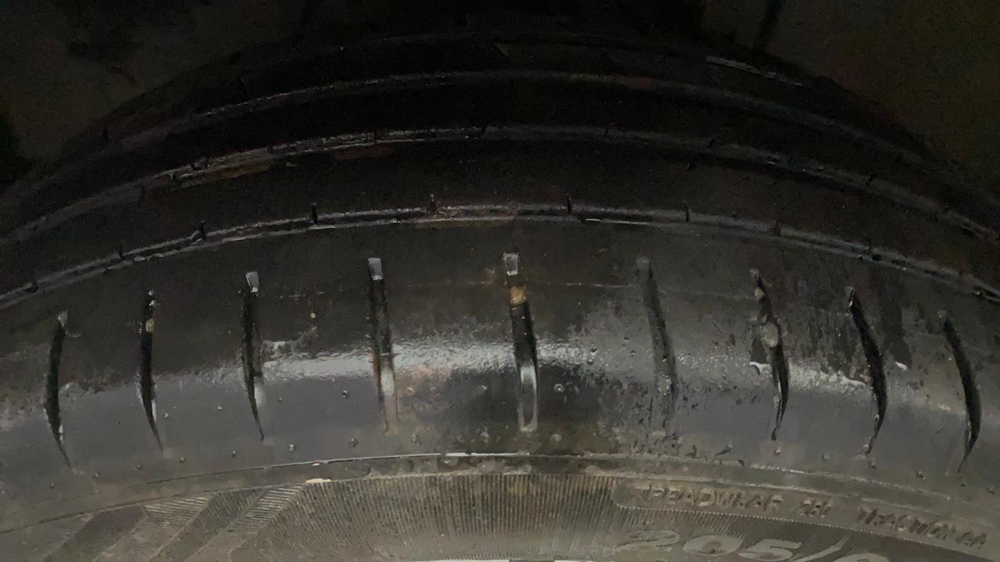2021 Renault Kiger RXE MT, CNG, Manual, 92,657 km, Left Front Tyre Tread