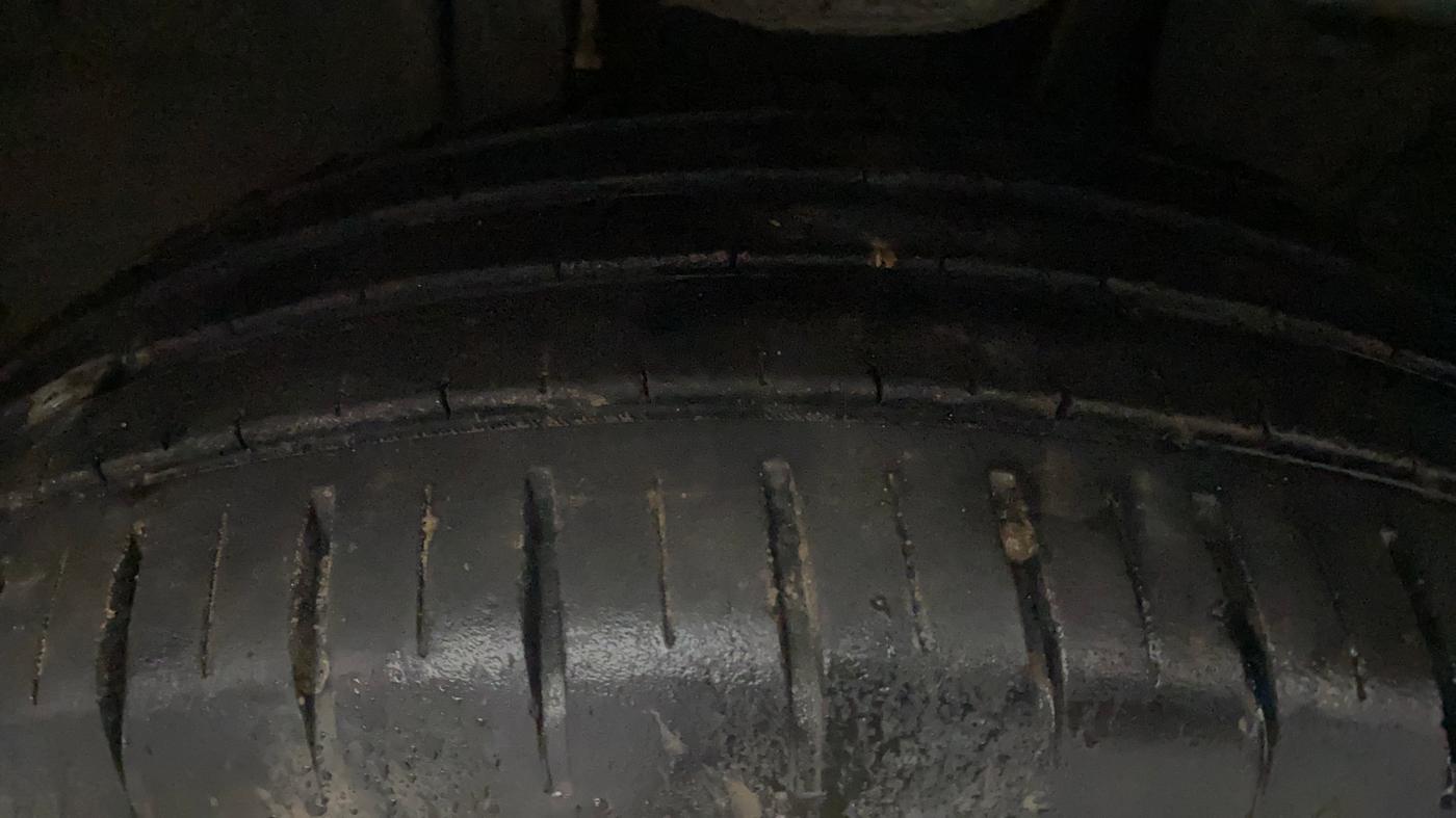 2021 Renault Kiger RXE MT, CNG, Manual, 92,657 km, Right Front Tyre Tread