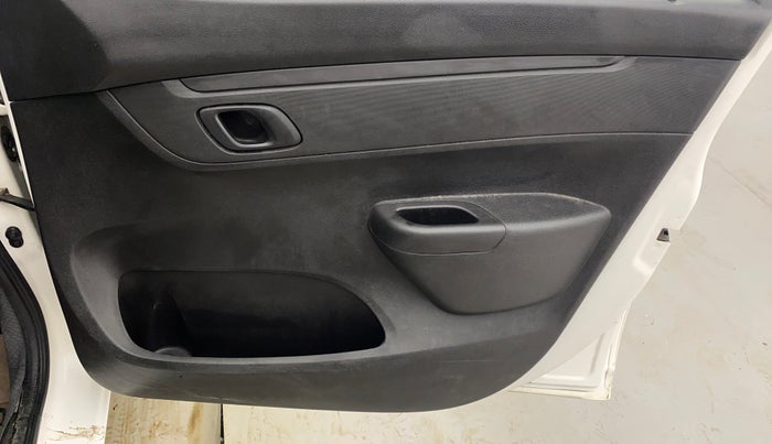 2017 Renault Kwid RXT 1.0, Petrol, Manual, 65,197 km, Driver Side Door Panels Control