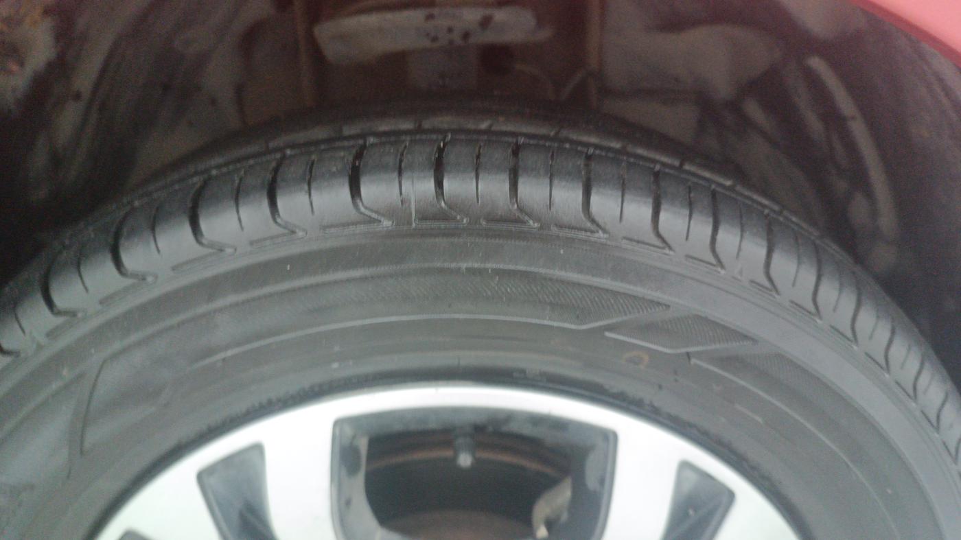 2018 Tata Tiago XZA PETROL, Petrol, Automatic, 72,222 km, Right Front Tyre Tread