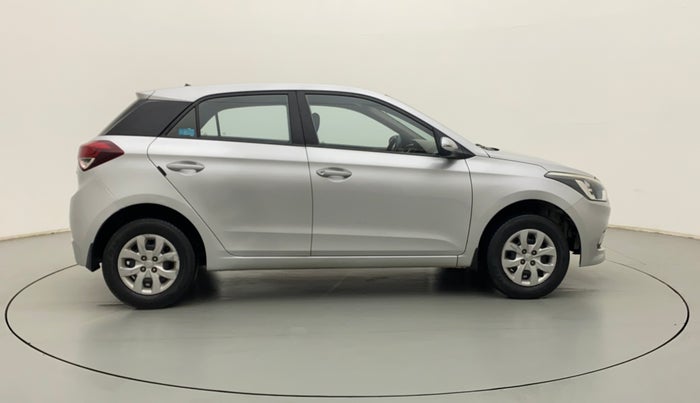 2017 Hyundai Elite i20 SPORTZ 1.2, Petrol, Manual, 43,773 km, Right Side View
