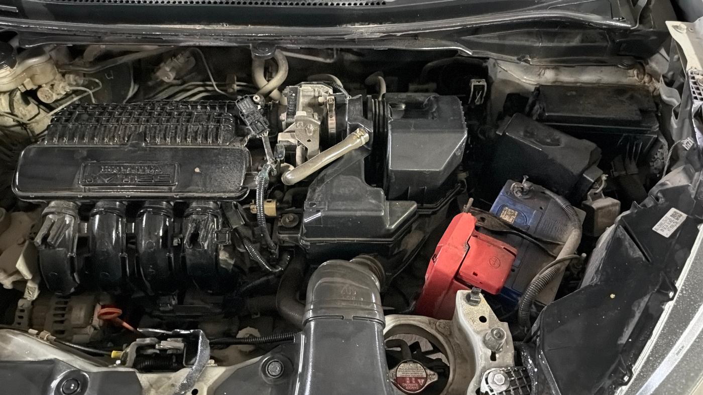 2018 Honda WR-V 1.2L I-VTEC VX MT, Petrol, Manual, 1,38,957 km, Engine View - Left
