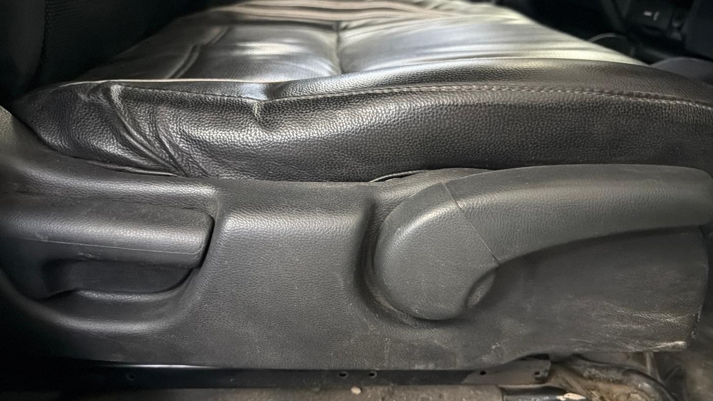 2018 Honda WR-V 1.2L I-VTEC VX MT, Petrol, Manual, 1,38,957 km, Driver Side Adjustment Panel