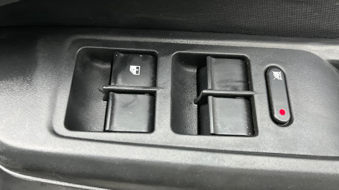 2021 Tata TIAGO NRG PETROL AMT, Petrol, Automatic, 59,817 km, Driver Side Door Panels Control