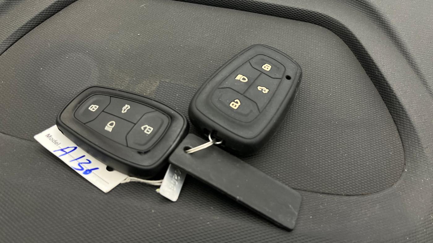 2021 Tata TIAGO NRG PETROL AMT, Petrol, Automatic, 59,817 km, Key Close Up