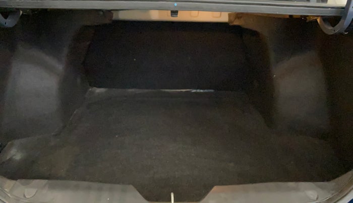 2018 Maruti Ciaz DELTA 1.4 MT PETROL, Petrol, Manual, 39,742 km, Boot Inside