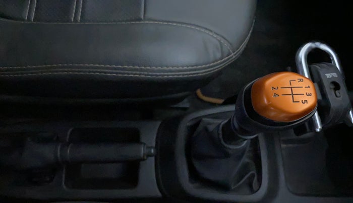 2018 Renault Kwid CLIMBER 1.0, Petrol, Manual, 39,907 km, Gear Lever