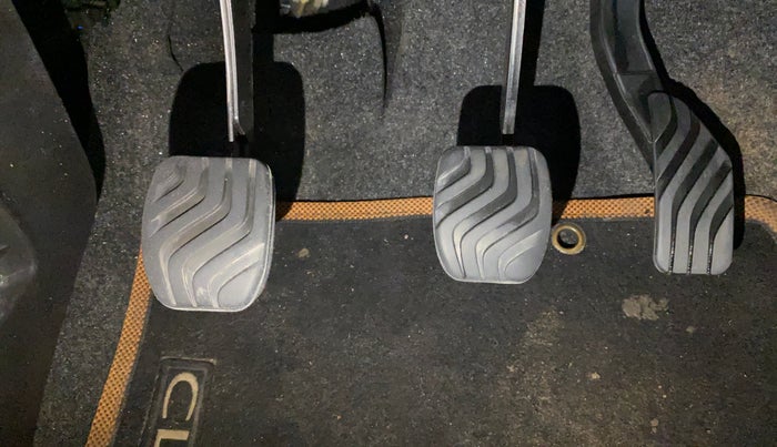 2018 Renault Kwid CLIMBER 1.0, Petrol, Manual, 39,907 km, Pedals