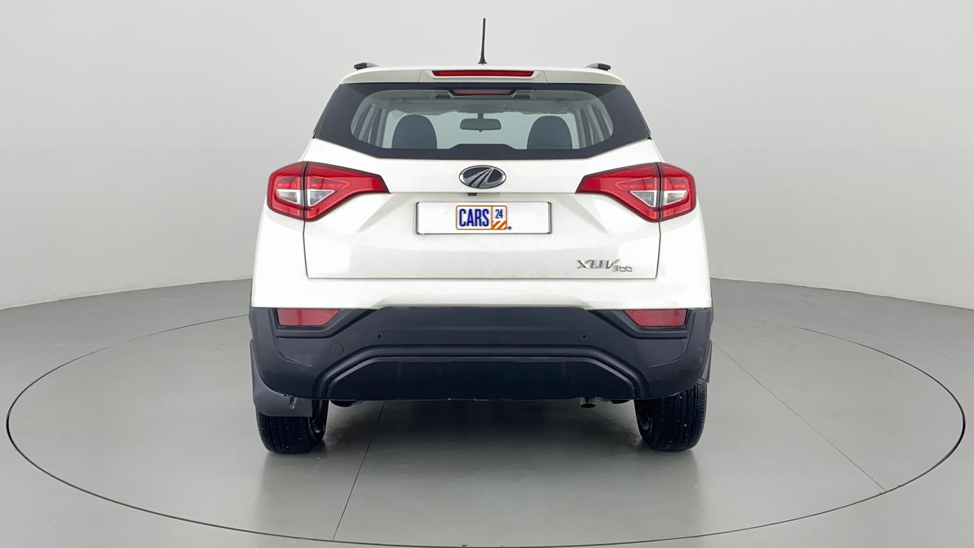 2021 Mahindra XUV300 1.2 W6 MT, Petrol, Manual, 8,387 km, Back/Rear