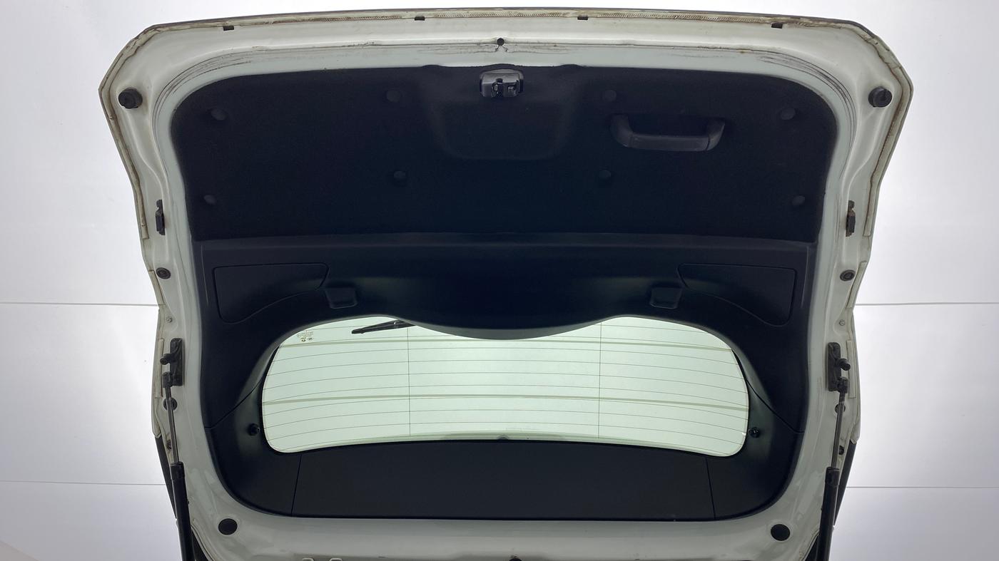 2019 Tata Harrier XZ 2.0L Kryotec, Diesel, Manual, 97,115 km, Boot Door Open