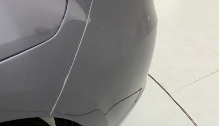 2013 Maruti Ertiga VXI, Petrol, Manual, 55,891 km, Rear bumper - Minor scratches