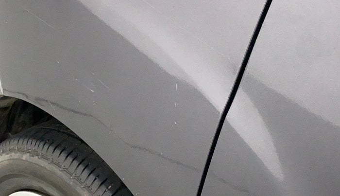 2013 Maruti Ertiga VXI, Petrol, Manual, 55,891 km, Right quarter panel - Slightly dented