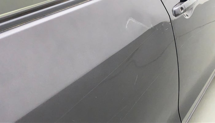 2013 Maruti Ertiga VXI, Petrol, Manual, 55,891 km, Right rear door - Minor scratches