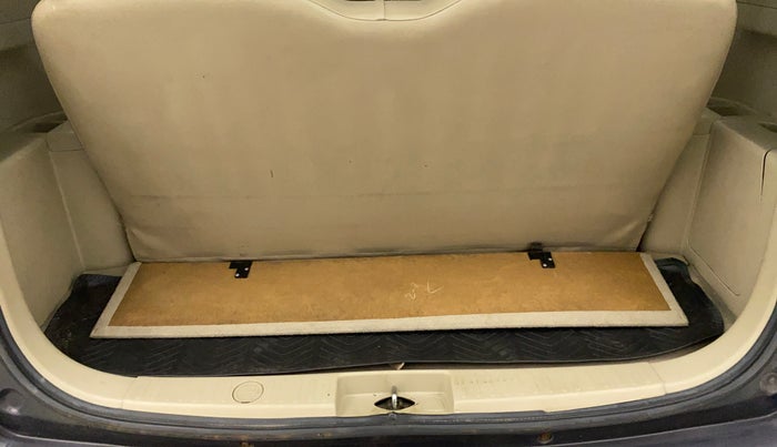2013 Maruti Ertiga VXI, Petrol, Manual, 55,891 km, Boot Inside