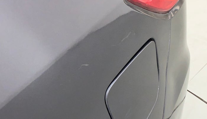 2013 Maruti Ertiga VXI, Petrol, Manual, 55,891 km, Left quarter panel - Minor scratches