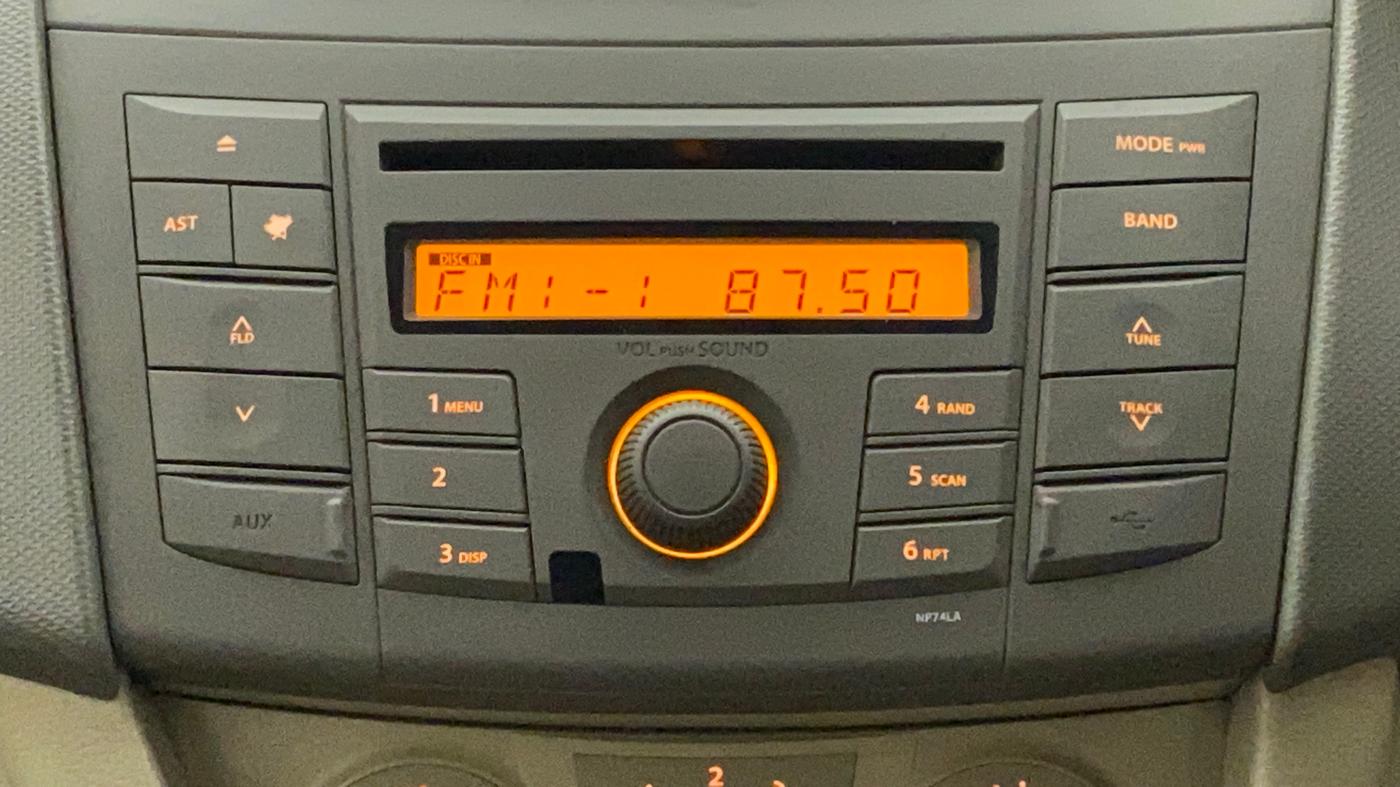 2013 Maruti Ertiga VXI, Petrol, Manual, 55,891 km, Infotainment System