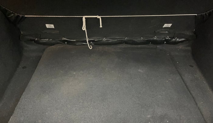 2021 Tata ALTROZ XZ PETROL, Petrol, Manual, 26,606 km, Boot Inside