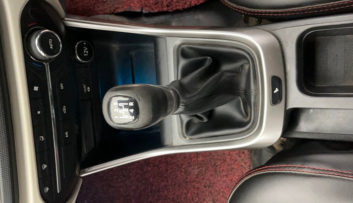 2021 Tata ALTROZ XZ PETROL, Petrol, Manual, 26,606 km, Gear Lever