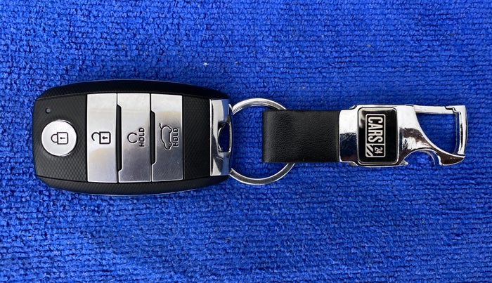 2022 KIA SELTOS HTK PLUS 1.5 IMT, Petrol, Manual, 27,272 km, Key Close Up
