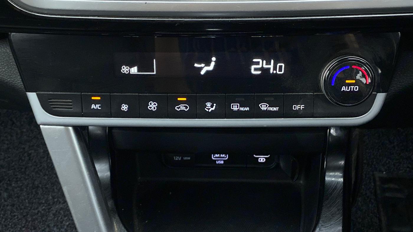 2022 KIA SELTOS HTK PLUS 1.5 IMT, Petrol, Manual, 27,272 km, Automatic Climate Control