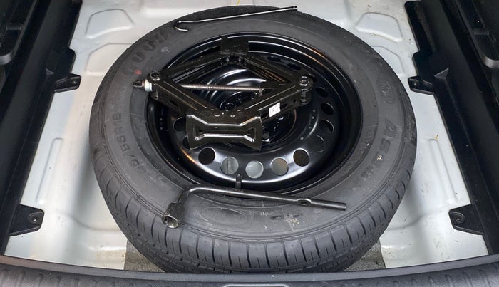2022 KIA SELTOS HTK PLUS 1.5 IMT, Petrol, Manual, 27,272 km, Spare Tyre