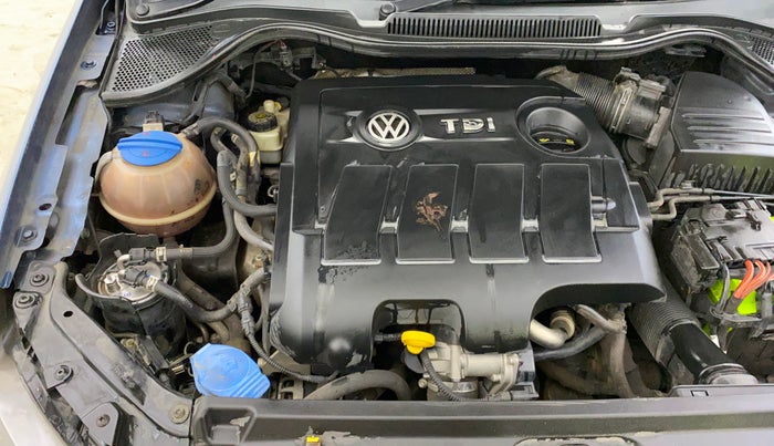 2016 Volkswagen Ameo HIGHLINE DSG 1.5 DIESEL , Diesel, Automatic, 1,21,481 km, Engine View - Right