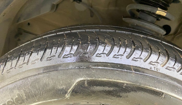 2020 Maruti S PRESSO VXI PLUS AMT, Petrol, Automatic, 39,345 km, Left Front Tyre Tread